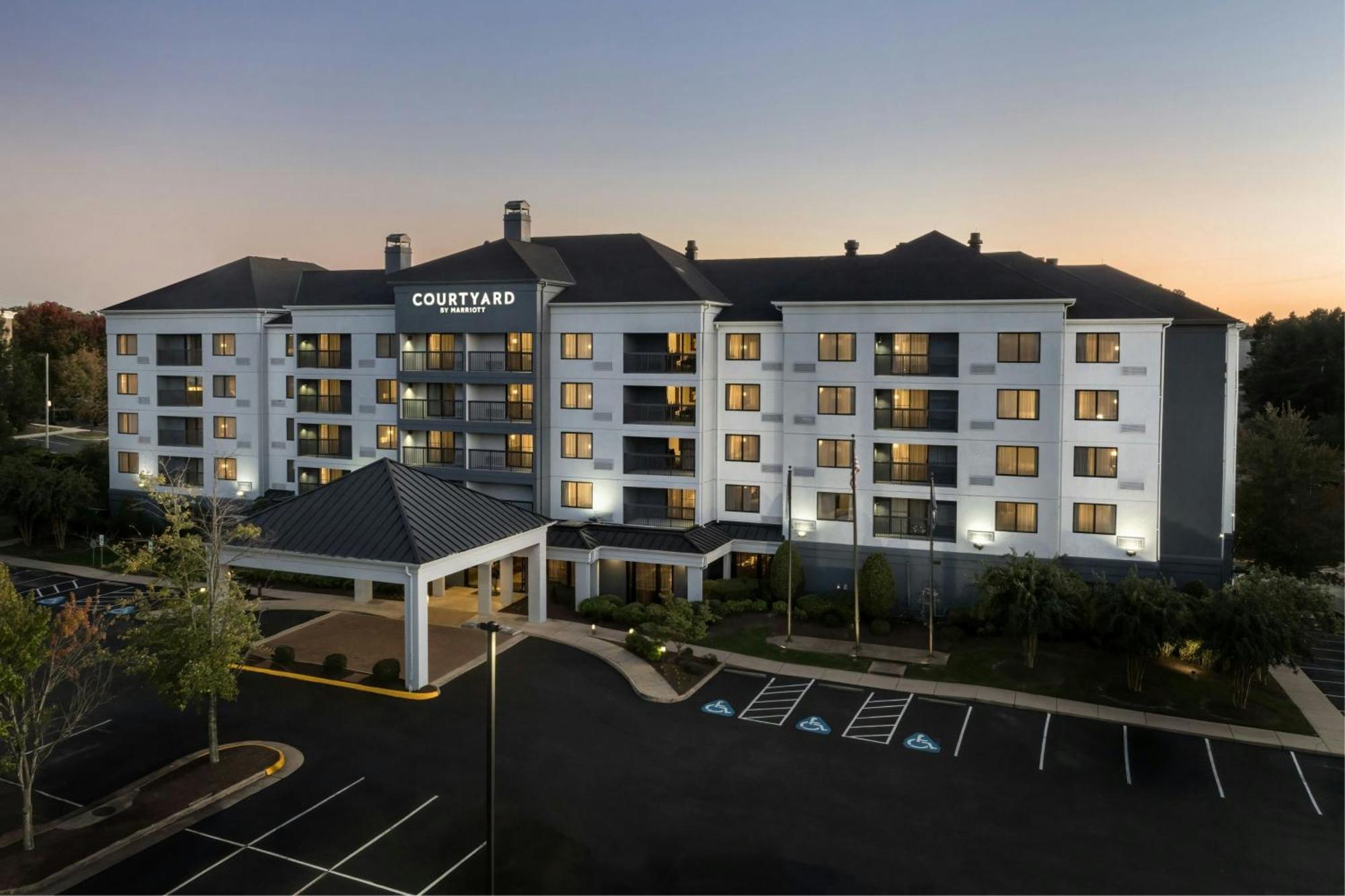 Courtyard Richmond Chester Luaran gambar