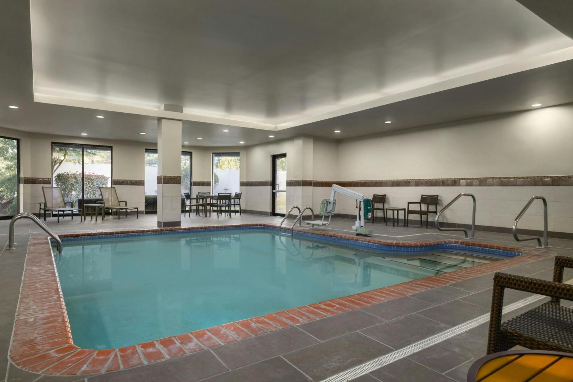 Courtyard Richmond Chester Luaran gambar